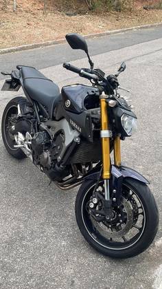 YAMAHA MT-09 